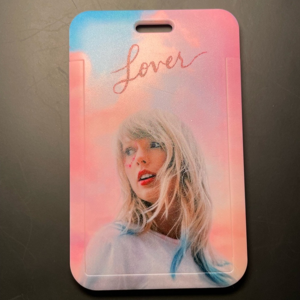 LOVER Album ID Tag